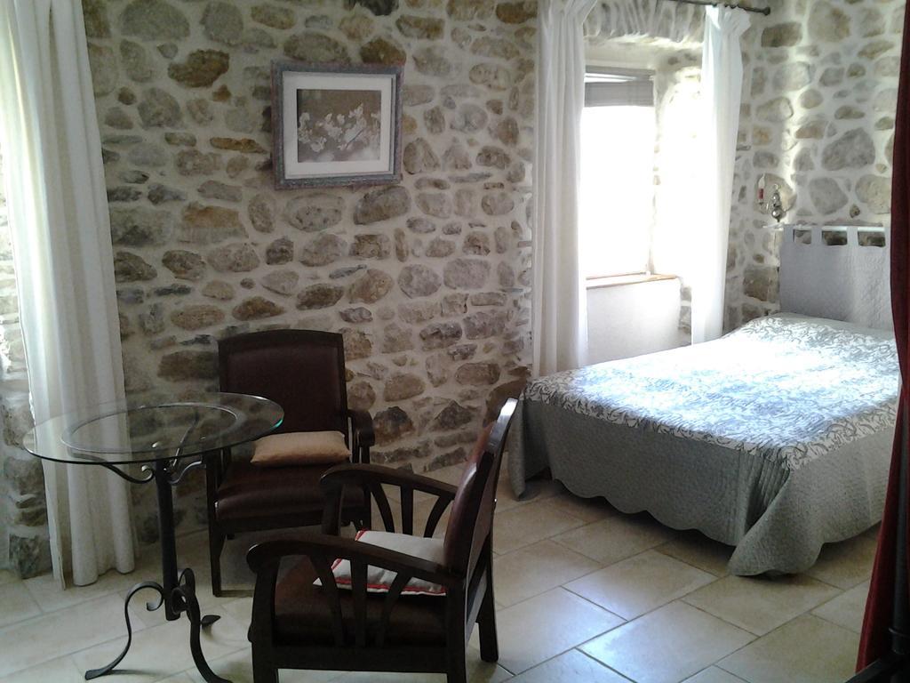 Le Mas De La Musardiere Chambres D Hotes Les Assions 客房 照片